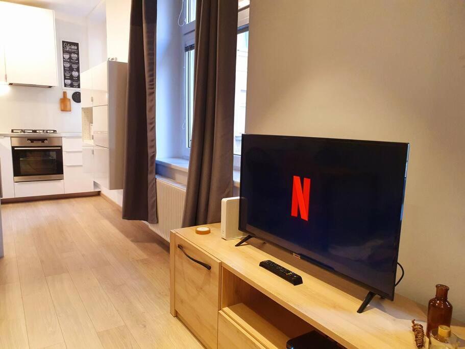 Lovely & Unique Apt In The Historic Center. Μπρατισλάβα Εξωτερικό φωτογραφία