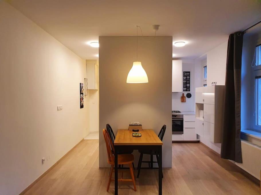 Lovely & Unique Apt In The Historic Center. Μπρατισλάβα Εξωτερικό φωτογραφία
