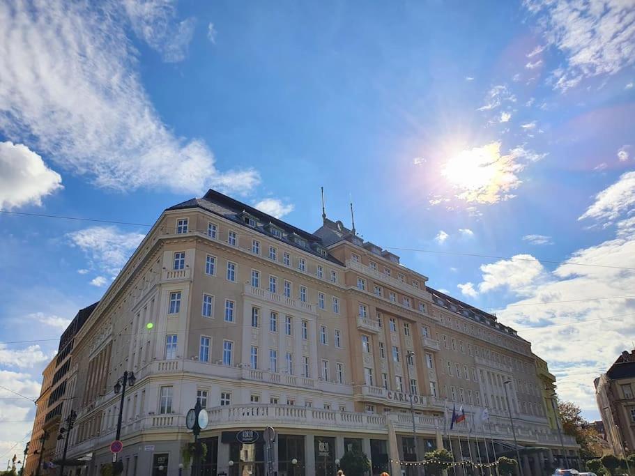 Lovely & Unique Apt In The Historic Center. Μπρατισλάβα Εξωτερικό φωτογραφία